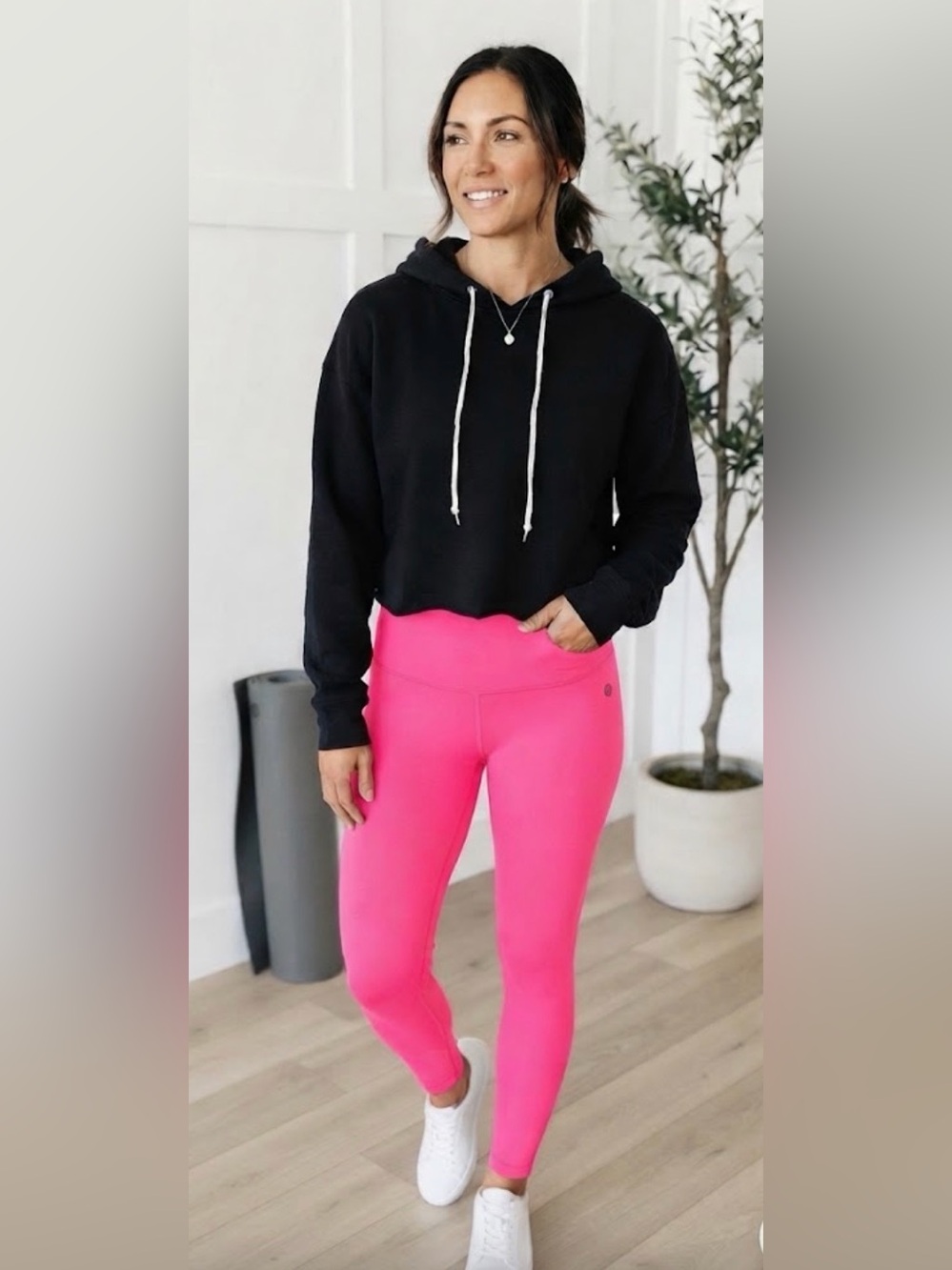 wild fable Black Cropped Hoodie with Drawstring
